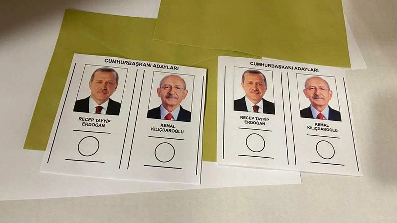 Türkiye sandık başında: Seçmenler ilk kez ikinci tur için oy kullanıyor Türkiye sandık başında: Seçmenler ilk kez ikinci tur için oy kullanıyor