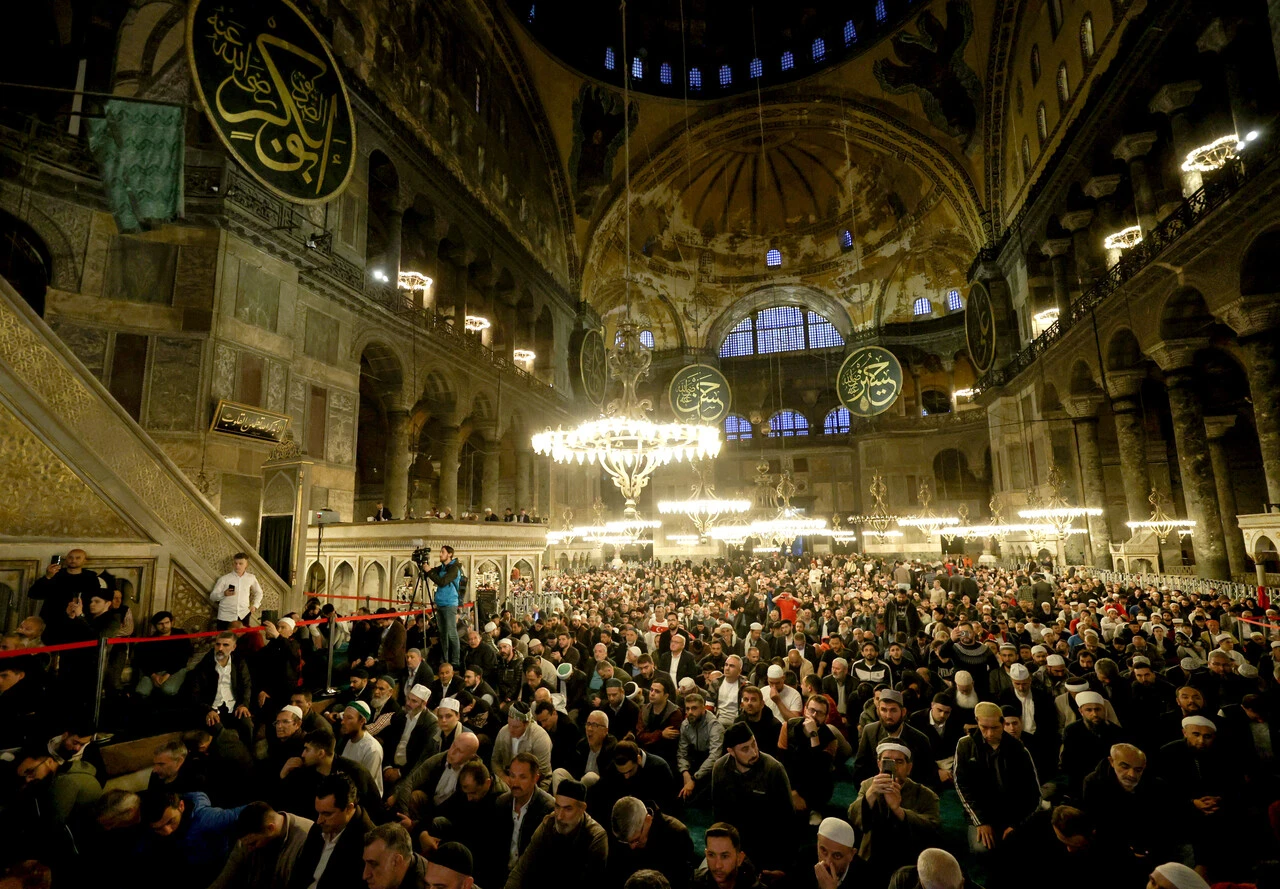 Diyanet İşleri Başkanı Ali Erbaş: İstanbul fethedildikten sonra İslam şehri oldu!