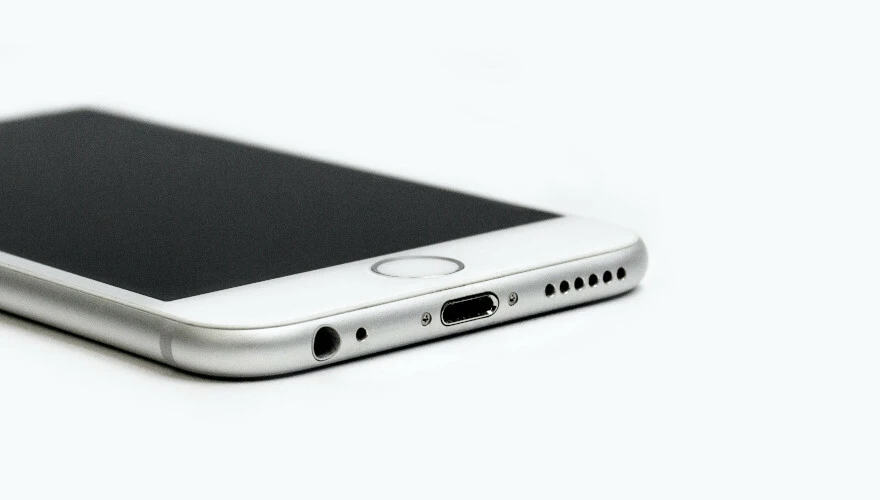 iOS 16.5 güncellemesi iPhone'ları 'pil' sorunuyla baş başa bıraktı!