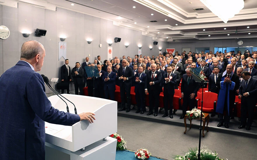 Cumhurbaşkanı Erdoğan'dan Cumhurbaşkanlığı Hükümet Sistemi mesajı: Milletten güvenoyu aldı