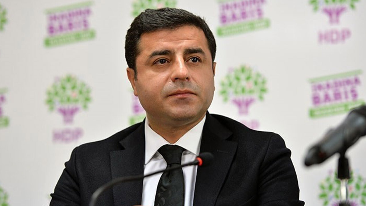 Son dakika! Selahattin Demirtaş pes etti! Siyaseti bıraktığını açıkladı