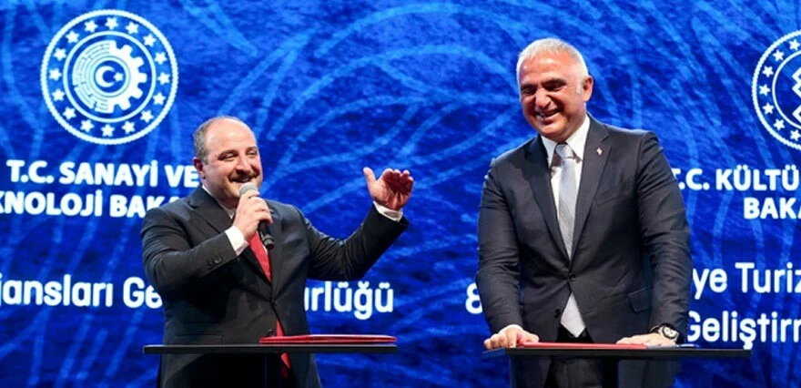 Son Kabine toplantısından fotoğraf geldi! Bakan Varank'ın 'boy' esprisi yine kırdı geçirdi
