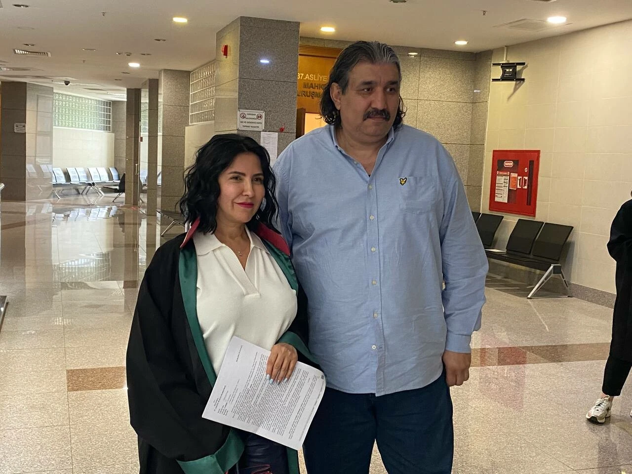 1 ay cezaevinde tutuklu kalmıştı! Davulcusundan Bülent Ersoy’a 101 bin liralık tazminat davası