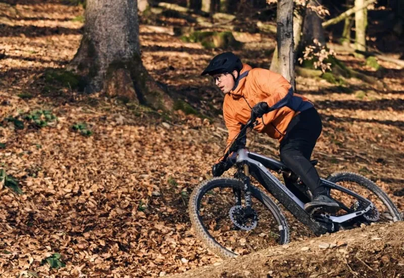 Porsche, fiyatıyla dudak uçuklatan yeni elektrikli bisikletlerini tanıttı