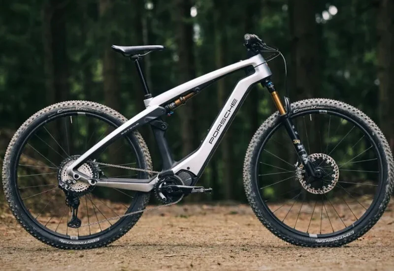 Porsche, fiyatıyla dudak uçuklatan yeni elektrikli bisikletlerini tanıttı