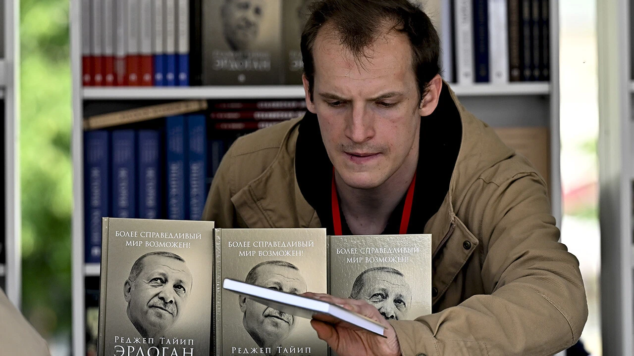 Cumhurbaşkanı Erdoğan’ın kitabına Rus halkından yoğun ilgi