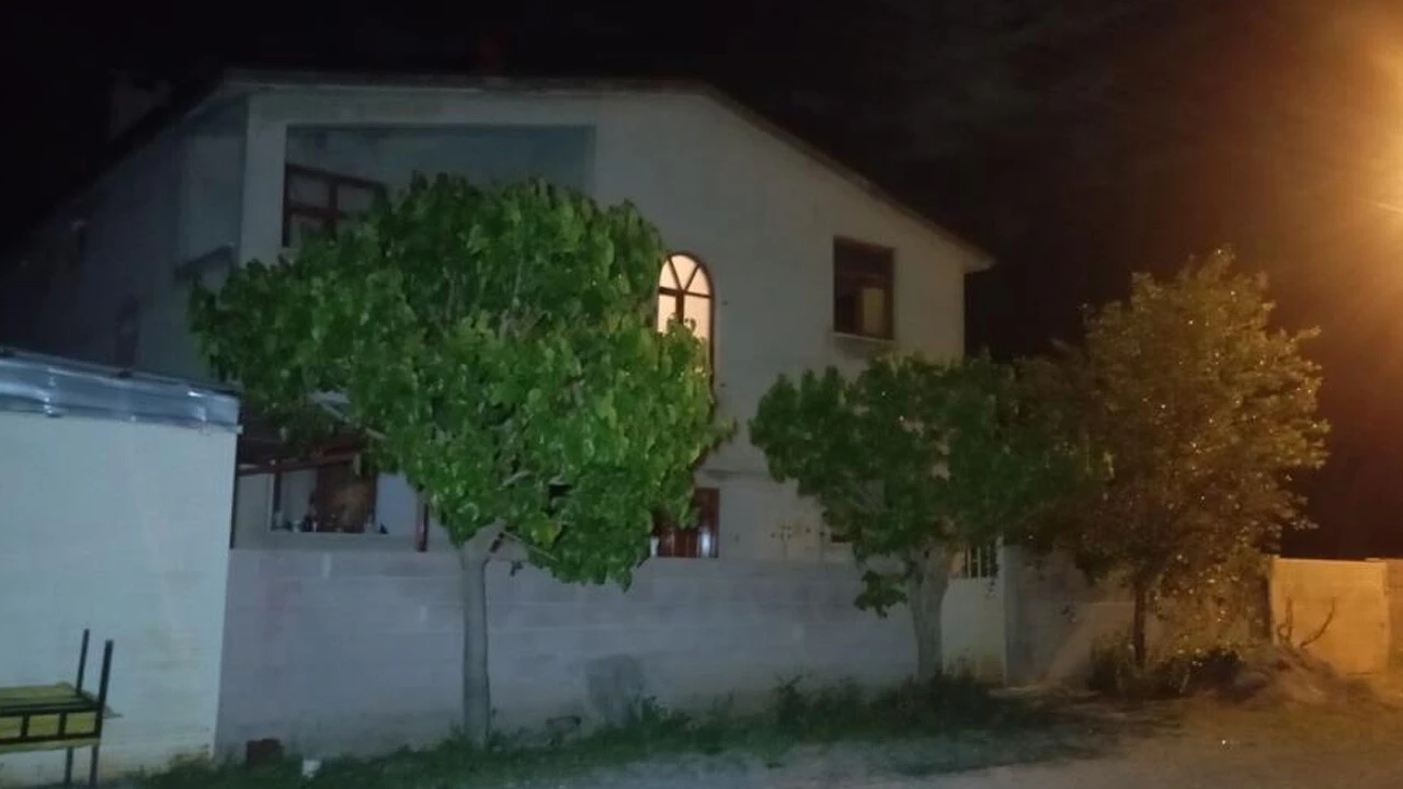Yakınları eve gelince dehşeti yaşadı: İmam ve eşi katledilmiş halde bulundu