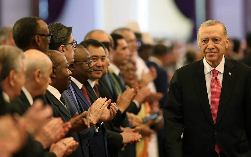 Son dakika! Cumhurbaşkanı Erdoğan'dan büyük kucaklaşma çağrısı: Gelin kızgınlıkları bir kenara bırakalım