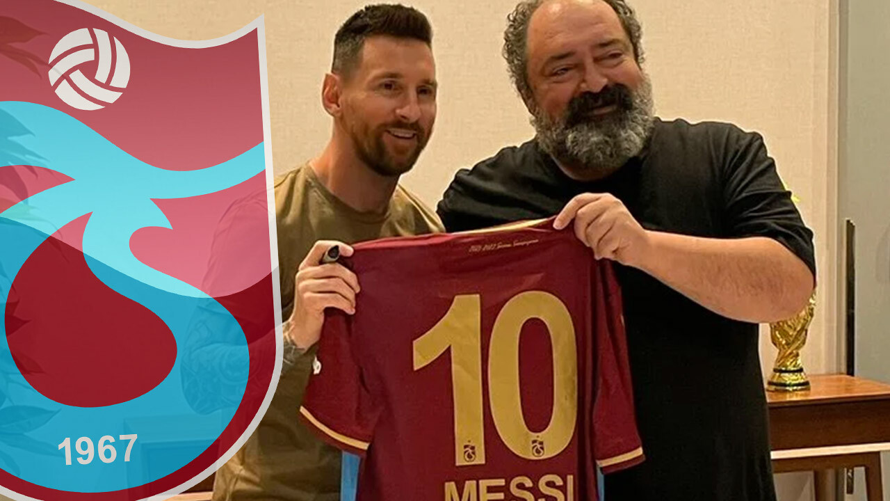 Messi Trabzonspor formasıyla poz verdi