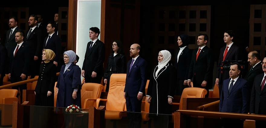 Cumhurbaşkanı Erdoğan yemin ederken ailesi locadan izledi! Karede 2 kişi eksik