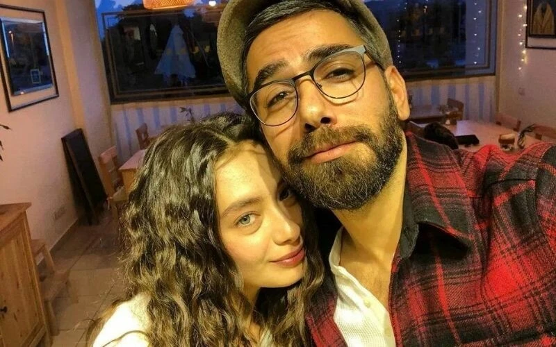 Bir mekânda hüngür hüngür ağlamıştı! Neslihan Atagül <a href=