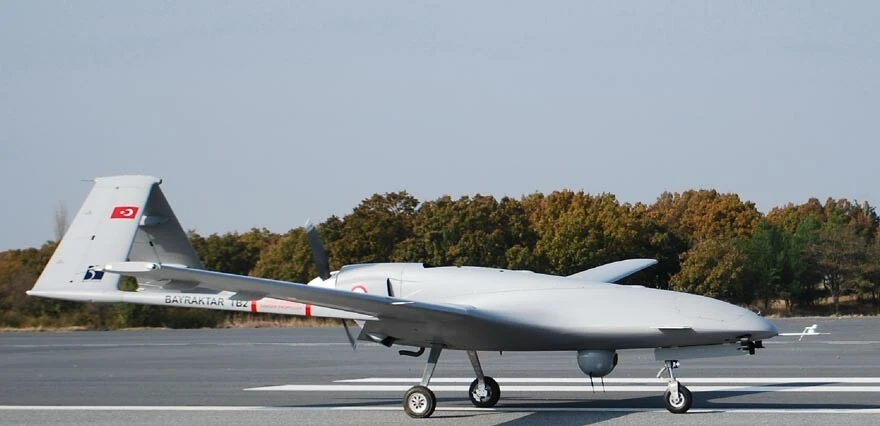 Bayraktar TB2'ye bir talip daha! 'Devrim yapan silah' sözleriyle duyurdular