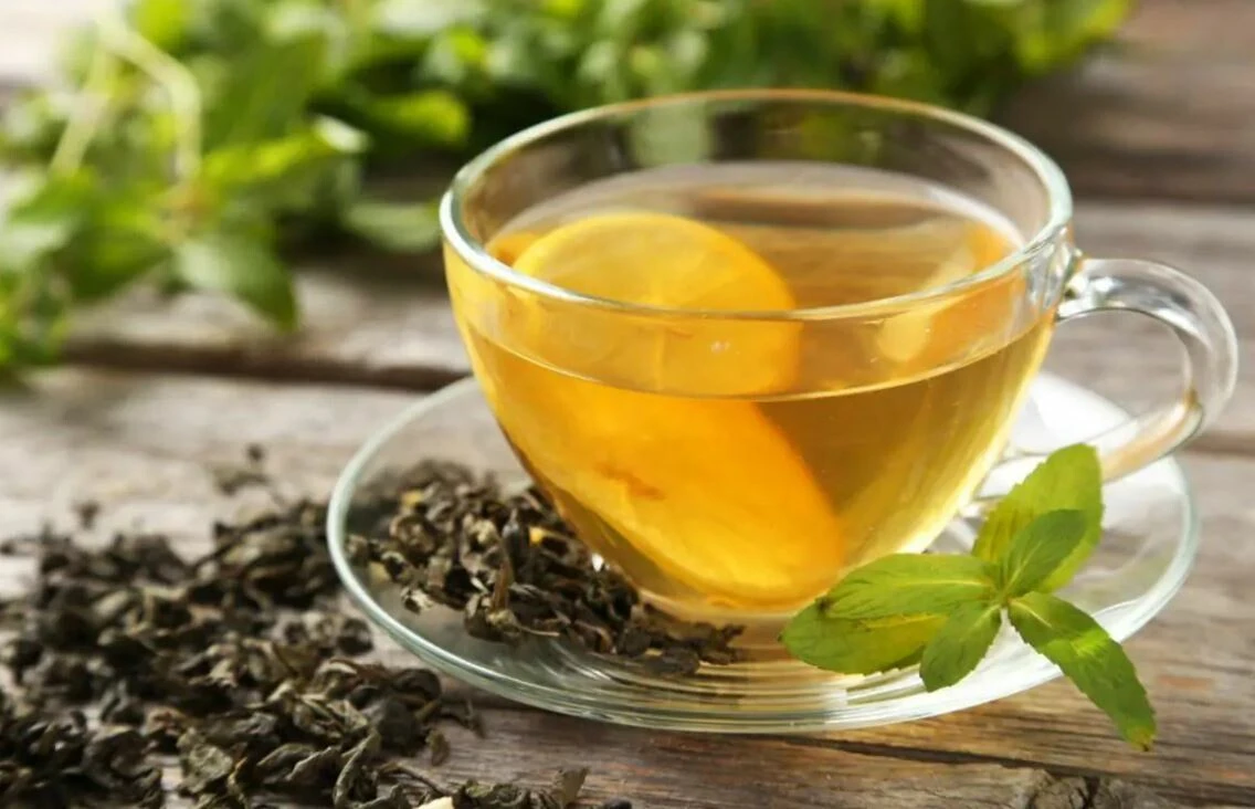 Sağlıklı sanıyoruz ama karaciğere verdiği hasarı kimse bilmiyor: Yan etkilerine dikkat!