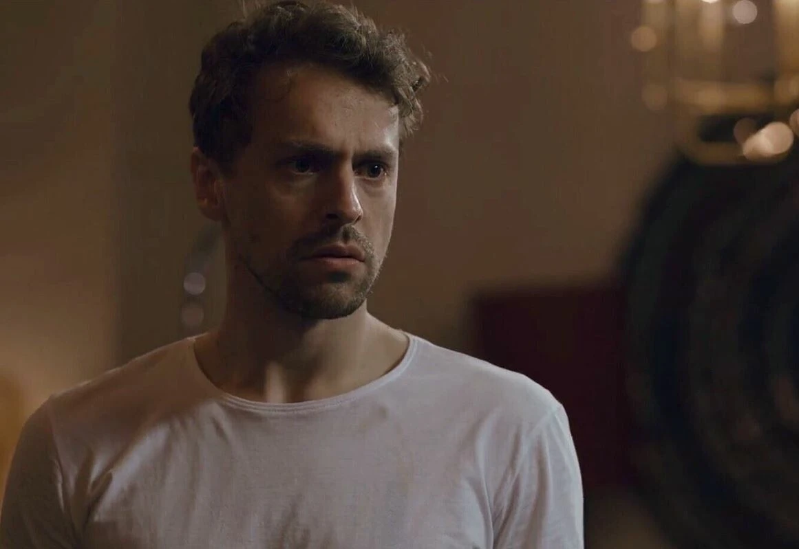 Sezon arasını fırsata çevirdi! Serenay Sarıkaya’nın yeni dizisindeki partneri belli oldu!