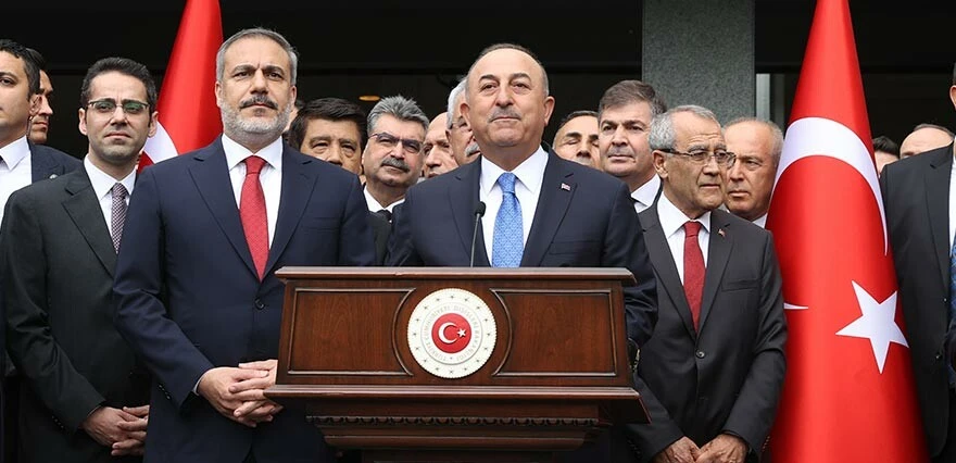 Son dakika: Dışişleri'nde devir teslim! Hakan Fidan görevi Çavuşoğlu'ndan devraldı