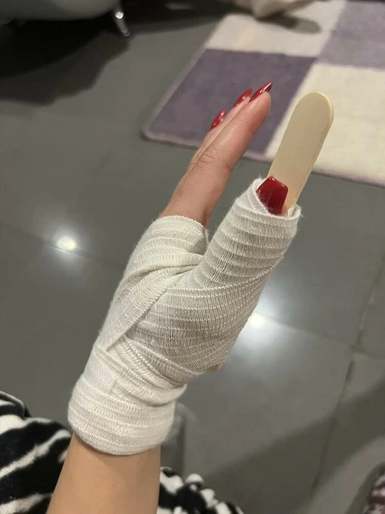 Güney Kıbrıs Rum Kesimi'nde Türk kızına saldırı! İki Rum saldırgan tutuklandı