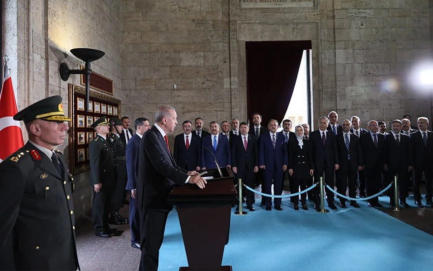 Son dakika! Cumhurbaşkanı Erdoğan ve yeni kabine Anıtkabir'de: Şahlanış döneminin başlangıcı olacak