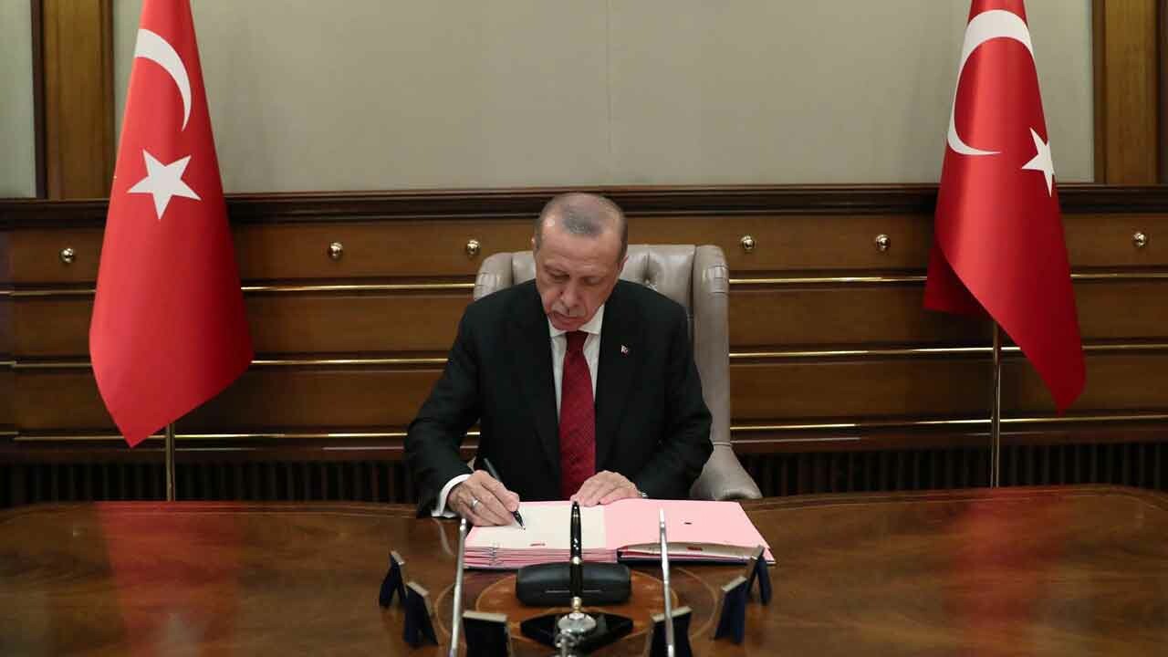 Cumhurbaşkanı Erdoğan 13 üniversiteye yeni rektör atadı