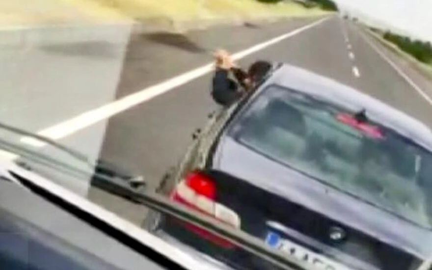 Bu kadar da olmaz dedirten olay! Kaçak elektriği kesmeye giden ekibe ölüm tehdidi...