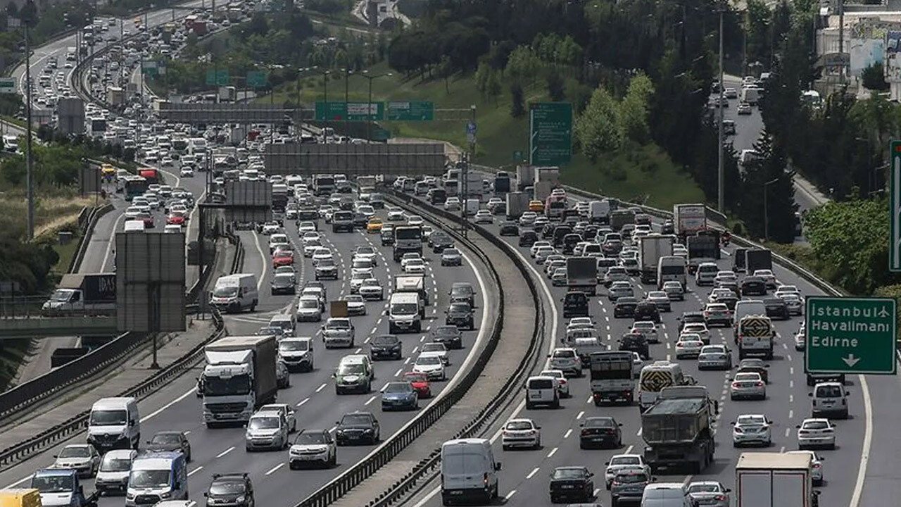 İstanbullular dikkat! Yarından itibaren bu yollar trafiğe kapalı 