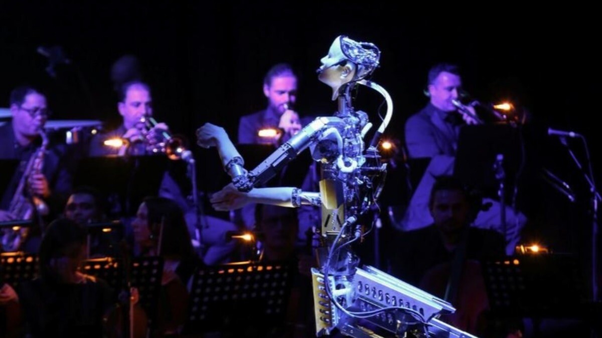 Güney Kore&#039;de ilk kez bir orkestra, robot tarafından yönetilecek