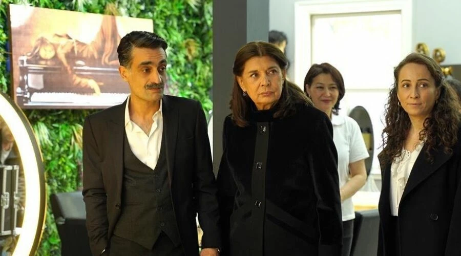 Yalı Çapkını'nda Ferit ve Seyran kaçıyor, Hattuç Hala ise yardım ediyor!