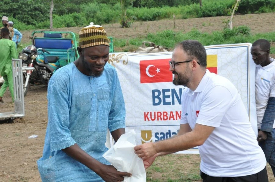 Sadakataşı 1 milyon kişiye kurban eti ulaştırmayı hedefliyor 