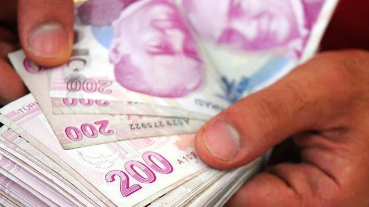 2023 EMEKLİ MAAŞI BAYRAM İKRAMİYESİ ZAMLI MI YATACAK? Emekliye bayram müjdesi! İkramiyeler Kurban Bayram