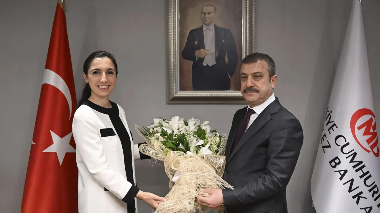 Bakan Şimşek’ten TCMB Başkanı Gaye Erkan’a tebrik mesajı