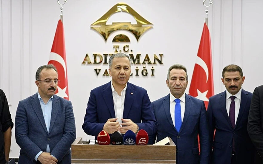 Deprem konutlarında son durum ne? Bakan Yerlikaya rakamları paylaştı