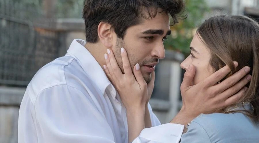 Yalı Çapkını'nın sezon finali mest etti! Mert Ramazan Demir'den oyunculuk resitali!