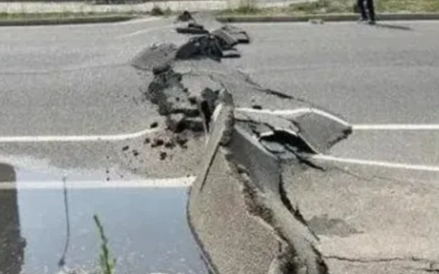 Çin’de inanılmaz olay gerçekleşti! Uzmanlar durumu ‘jeolojik bir felaket’ olarak yorumladı…