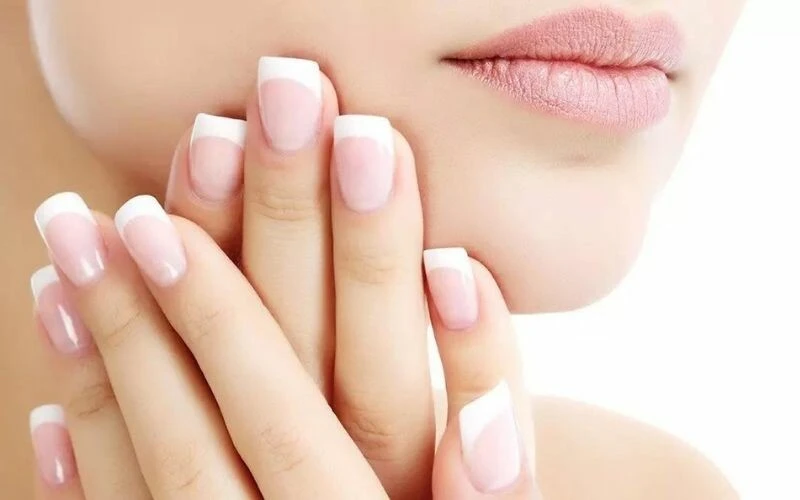 Sürekli kırılan tırnaklara son! Evde tırnak bakımının püf noktaları