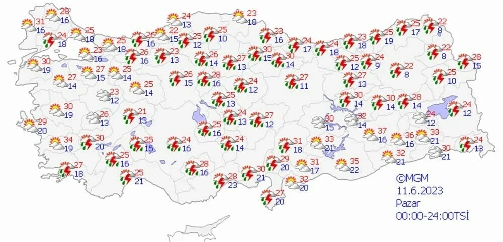 Şemsiyelerinizi unutmayın! Sağanak yurdu terk etmiyor Meteoroloji'den birçok ile uyarı