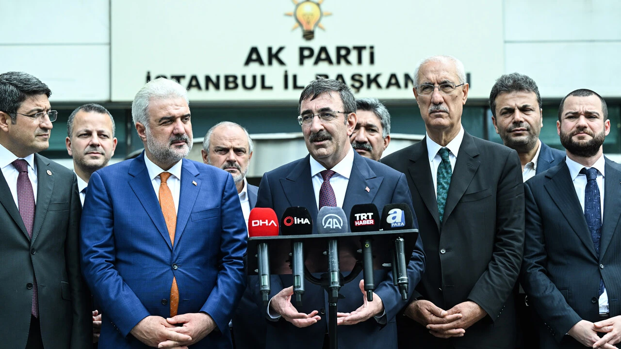 Cumhurbaşkanı Yardımcısı Yılmaz'dan asgari ücret açıklaması