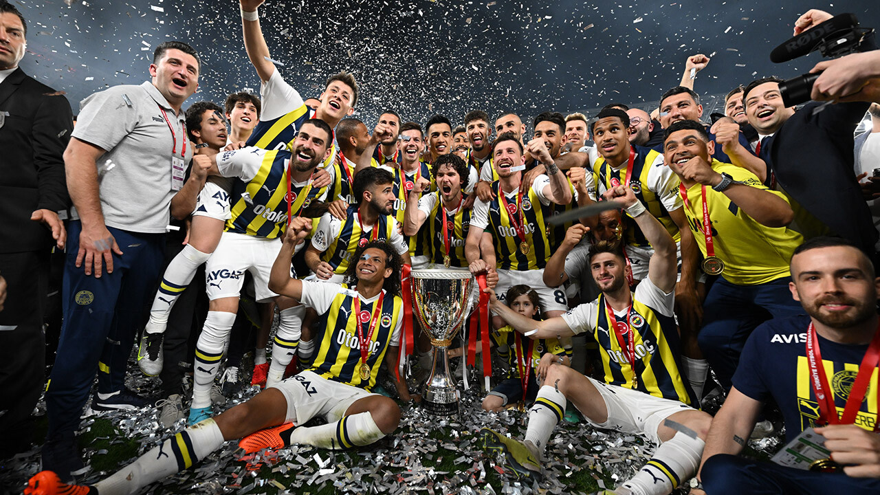 9 yıllık hasret bitti: Ziraat Türkiye Kupası&#039;nda şampiyon Fenerbahçe!