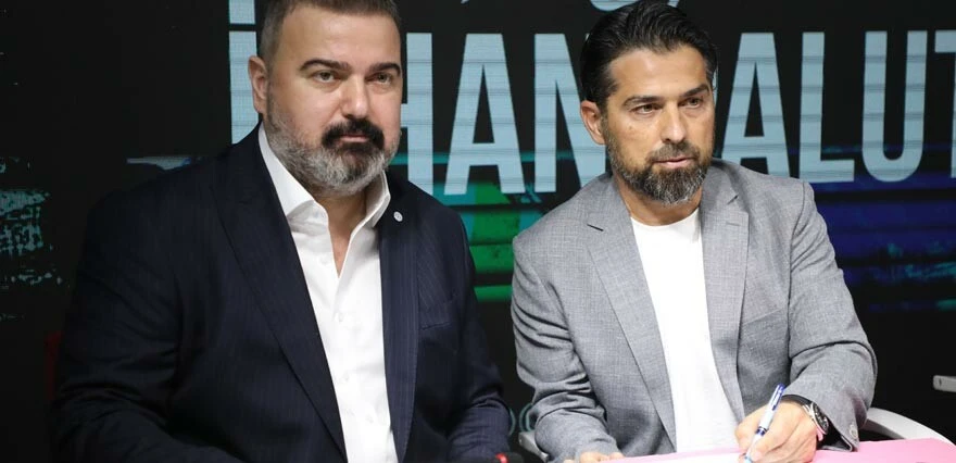 İlhan Palut resmen Çaykur Rizespor'da