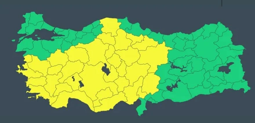 Kara bulutlar gökyüzünü kapladı! Meteoroloji “çok kuvvetli sağanak” uyarısında bulundu…