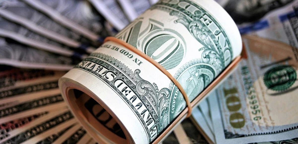 Dolar/TL'de yatay seyirde denge arayışı: İşte döviz kurlarında son durum