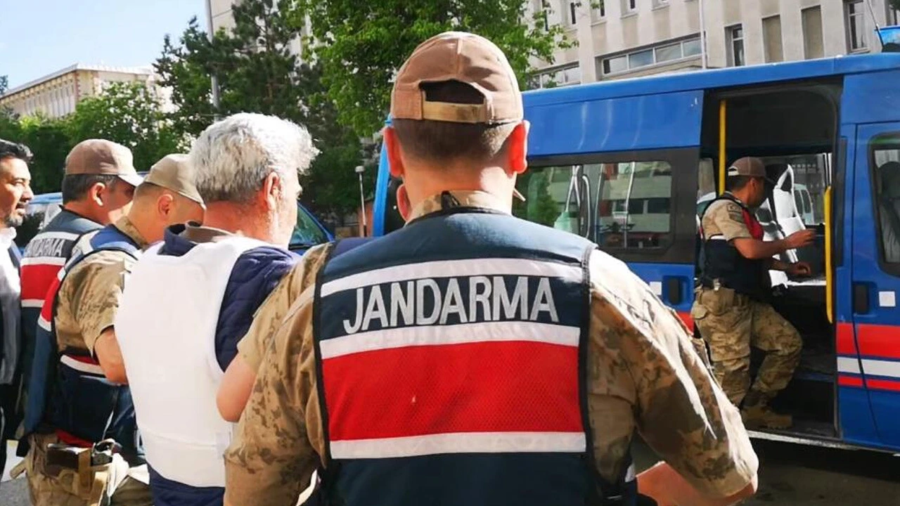 Vahşetin sır perdesi aralandı! Eşi inkar, arkadaşı itiraf etti: Balta ve tırpan ile kafasını parçaladı