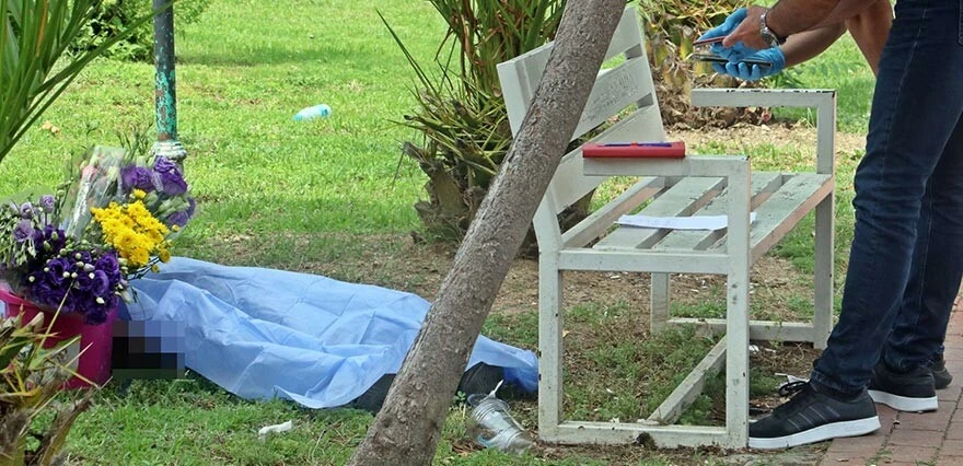 Öldüğü yer mezarı gibi oldu, başucunda çiçeklerle bulundu