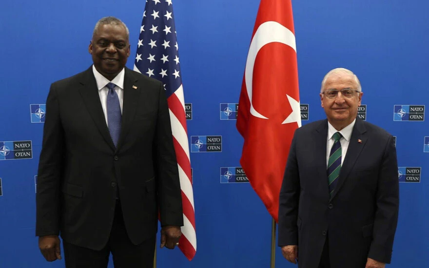 NATO'da kritik temas! Bakan Güler, ABD'li mevkidaşı Lloyd James Austin ile görüştü