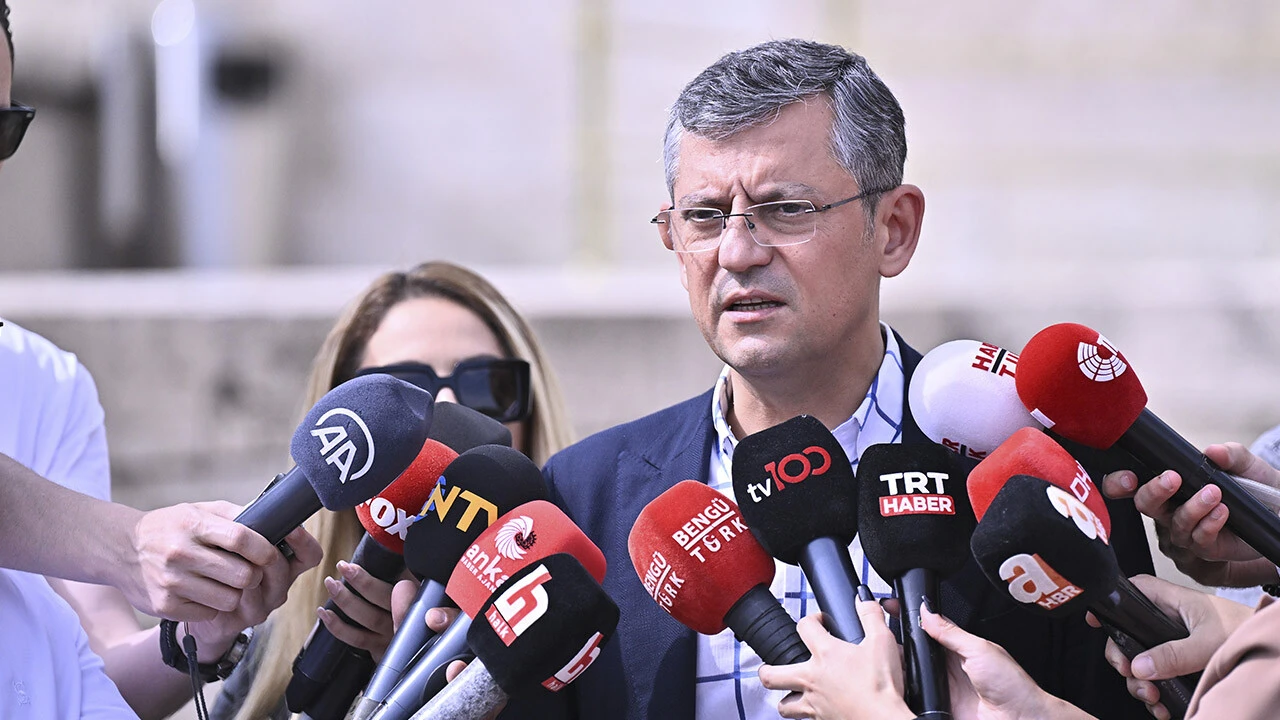 CHP'li Özgür Özel'den genel başkanlığa açık kapı: Sorumluluk düşerse kaçınmam
