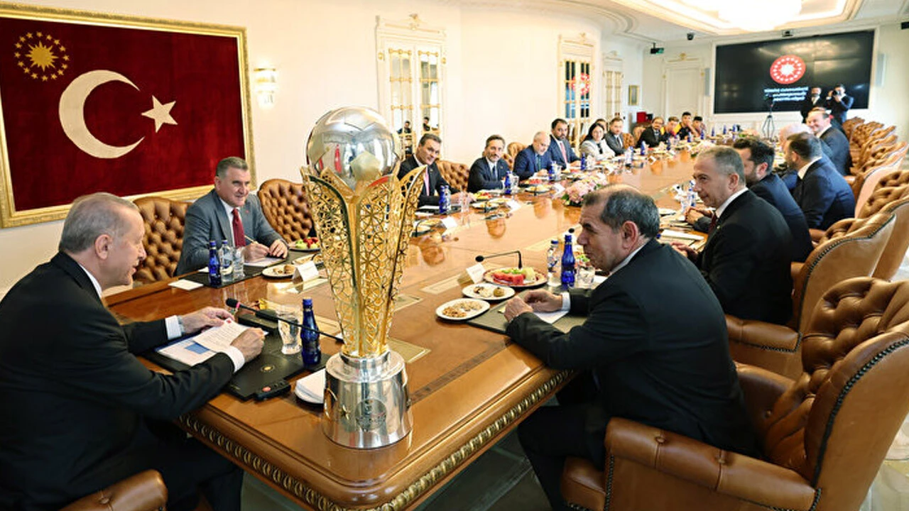 Cumhurbaşkanı Erdoğan, Galatasaray'ı kabul etti