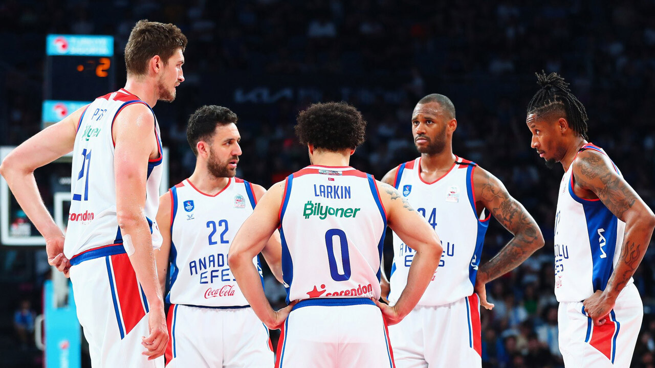 Basketbol Süper Ligi şampiyonu Anadolu Efes