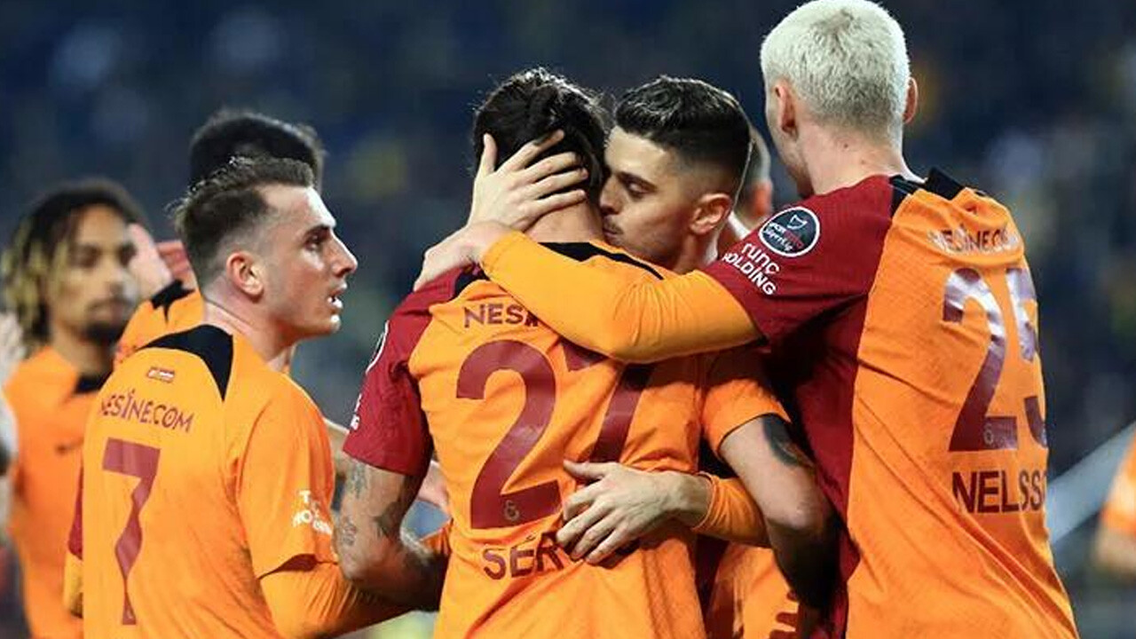 Galatasaray&#039;ın yıldızından taraftarları üzen çıkış: Yedek kalırsam ayrılırım