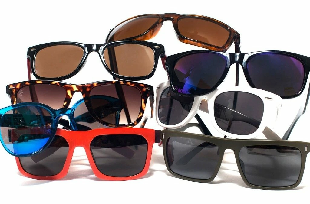 ‘Ucuz güneş gözlüğü yerine hiç takmayın’ diyen uzman uyarıyor! İşte sahte güneş gözlüğü tehlikesi