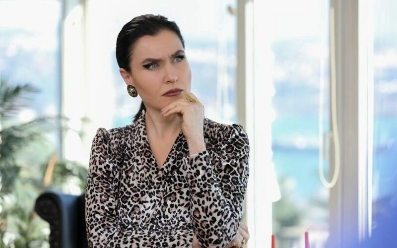 Herkes çok merak ediyordu... Şevval Sam ilerleyen yaşına rağmen nasıl genç kaldığını açıkladı!