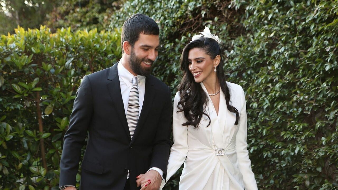 Kalabalık aile sevdiğini söylemişti… Arda Turan’dan müjdeli haber geldi!