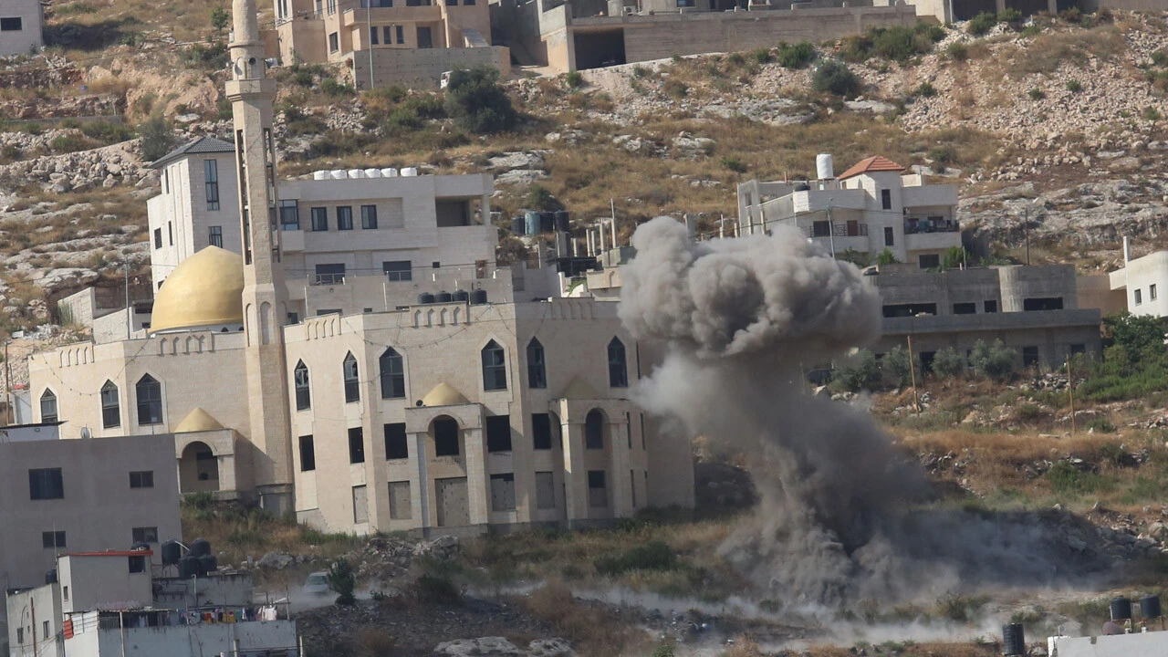 İsrail'den Filistin'e helikopterli saldırı: Ölü ve yaralılar var